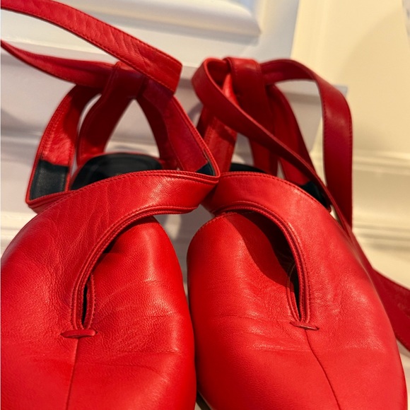 Chic Red Women's Shoes - Picture 9 of 17